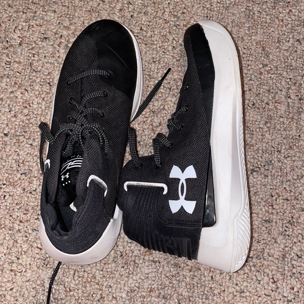 basketball shoes